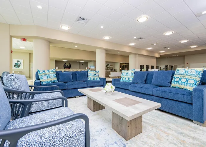 Phoenix Gulf Towers 2205 Apartment