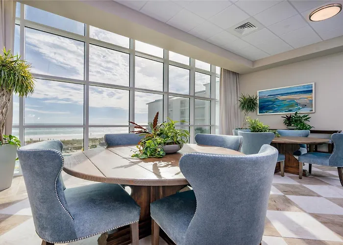 Phoenix Gulf Towers 2205 Apartment *